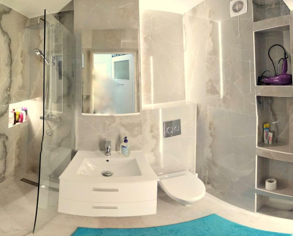 Studio Zelazna Rooms Near Old Town Warsawa Bagian luar foto